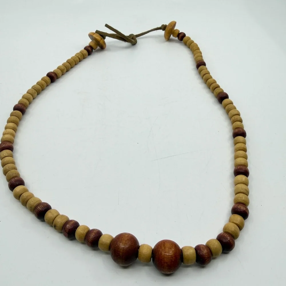 N/A earthy necklace